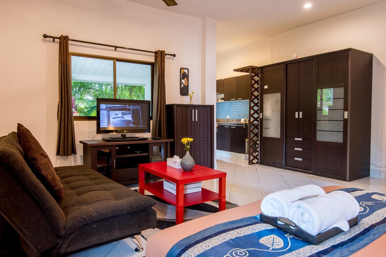 Tananza Resort & Homestay Phuket Nai Harn Luaran gambar