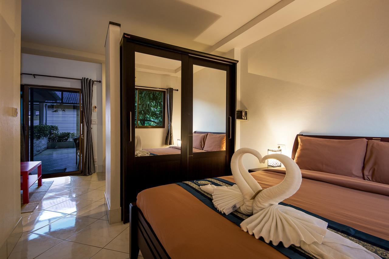 Tananza Resort & Homestay Phuket Nai Harn Luaran gambar